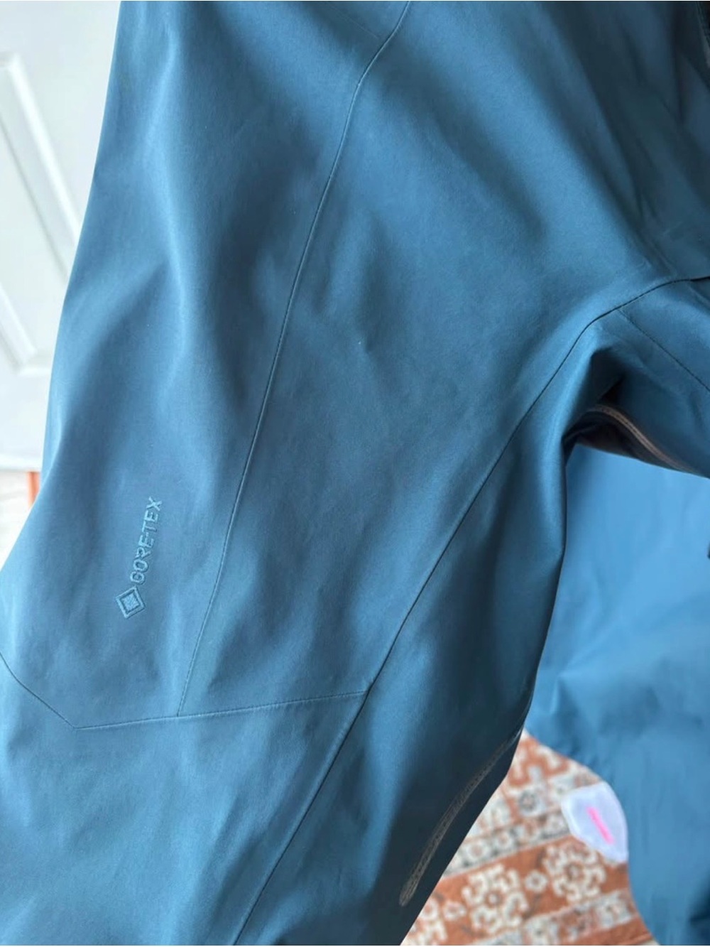 Arc'teryx Men's Deep Teal Hooded Waterproof Shell Jacket - Picture 4 of 4